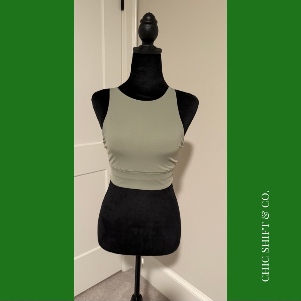 Lululemon Energy High-Neck Longline Tough Bra